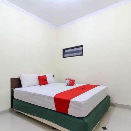 Reddoorz Near Rumah Sakit Condong Catur Maguwo Екстер'єр фото