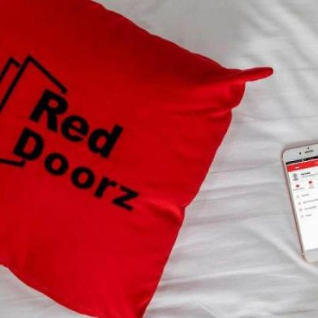 Reddoorz Near Rumah Sakit Condong Catur Maguwo Екстер'єр фото